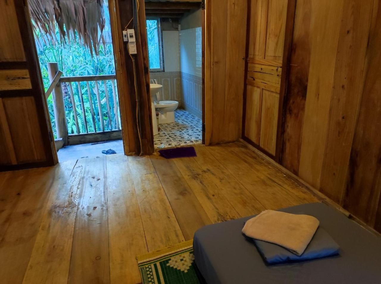Lepont Mu Waterfall Bungalow Hòa Bình Exterior foto