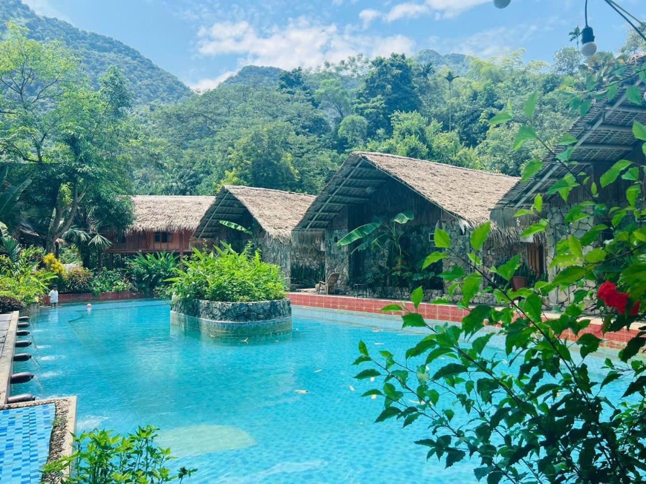 Lepont Mu Waterfall Bungalow Hòa Bình Exterior foto